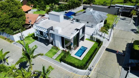 Casa 56 em Balneário Camboriú (foto 3)