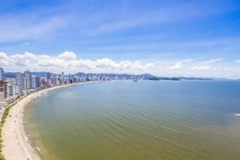 Ibiza Towers em Balneário Camboriú (foto 3)