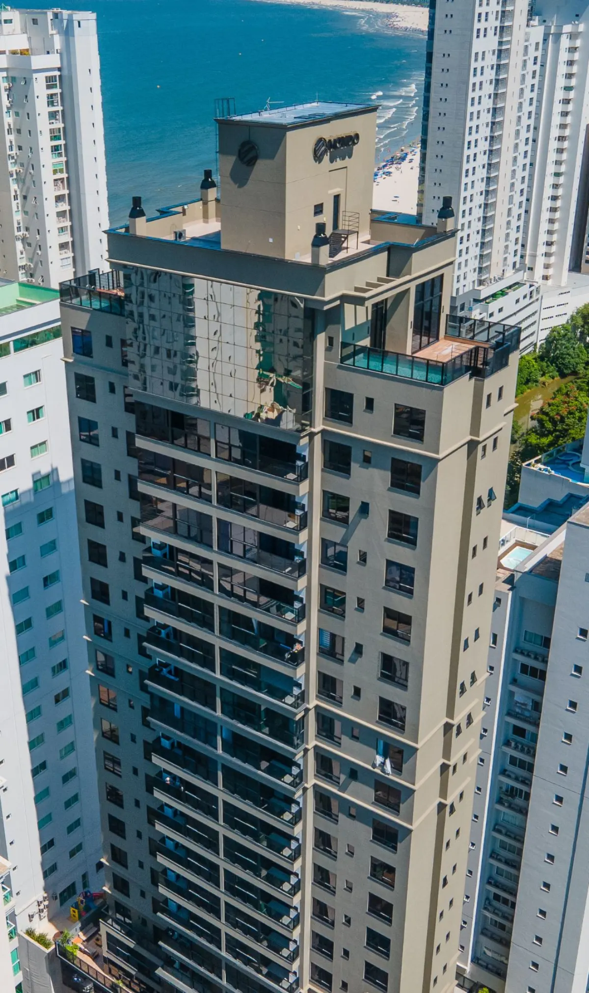 Riomaggiore Residenze em Balneário Camboriú