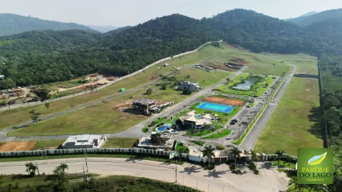 Parque Do Lago em Camboriú